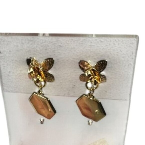 NWT Gold & Green Honeycomb Bee Dangle Earrings With Floral Top Statement Jewelry - Picture 2 of 2